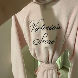 Victoria Secret Sleepwear/bathwear